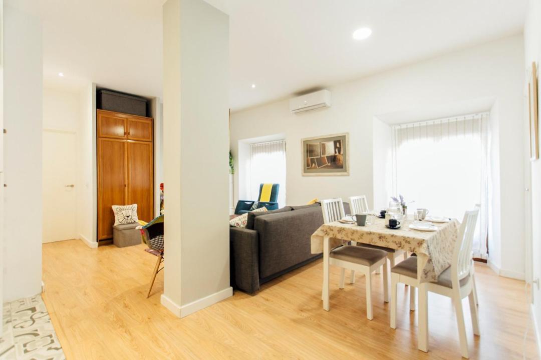 Bright And Comfortable- 2D 2B- Conde De Torrejon เซบีญา ภายนอก รูปภาพ